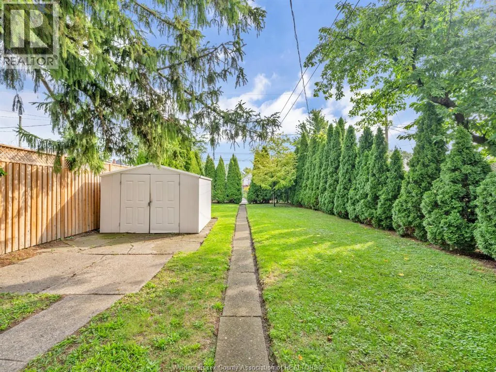 1154 PARENT AVENUE