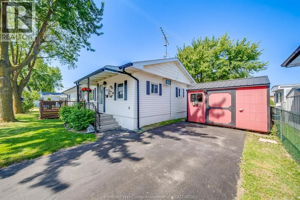 110 BROOKS BLVD