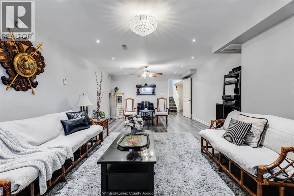 73 Theresa TRAIL