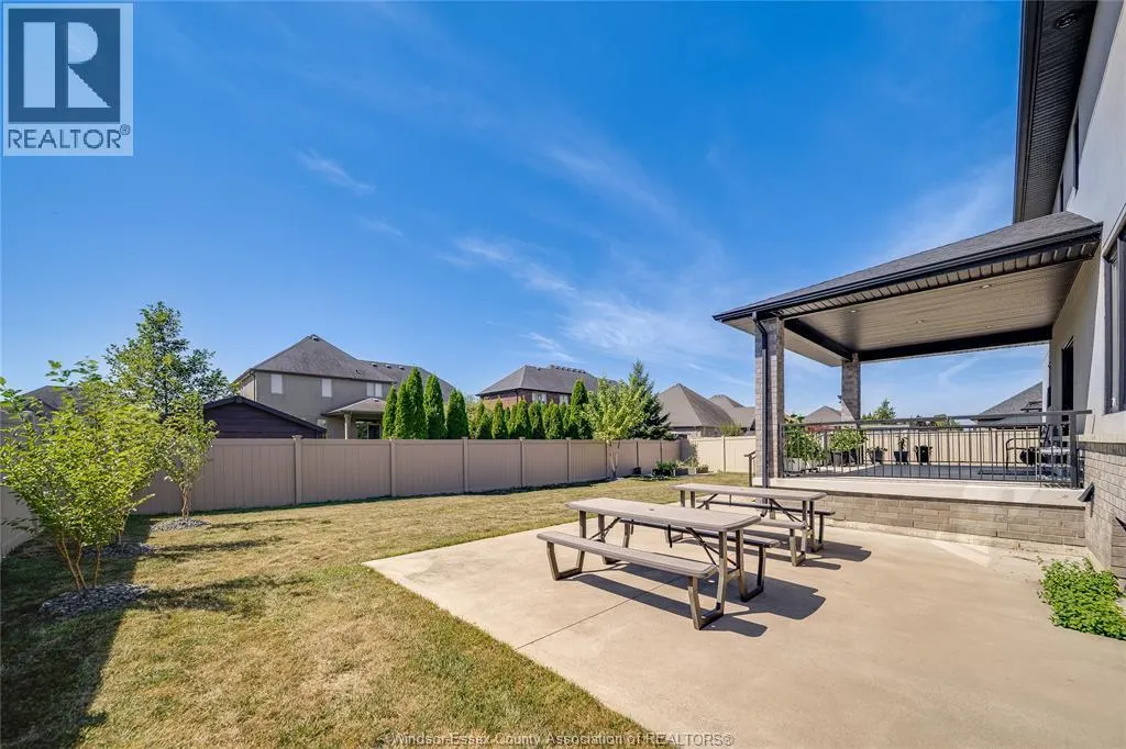 1140 REGENCY CRESCENT