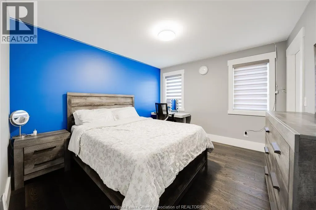 1140 REGENCY CRESCENT