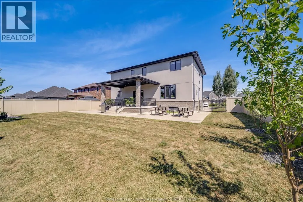 1140 REGENCY CRESCENT