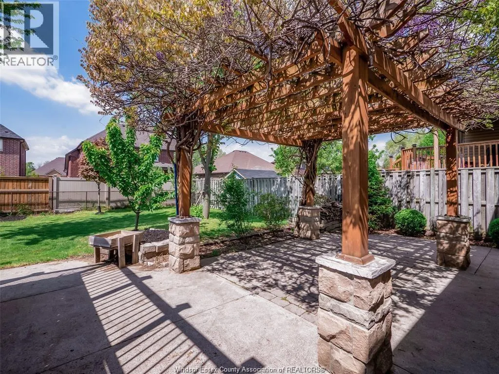 4355 BETTS