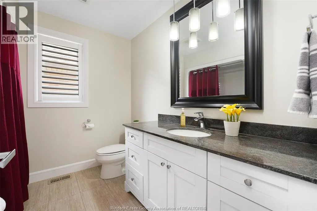 6181 SILVER MAPLE