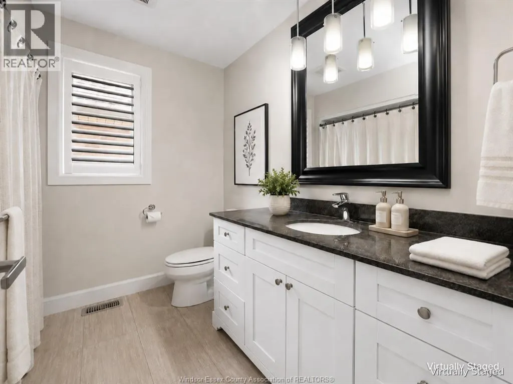 6181 SILVER MAPLE