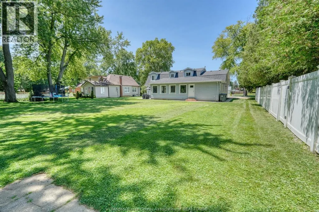 290 CLITHROW STREET