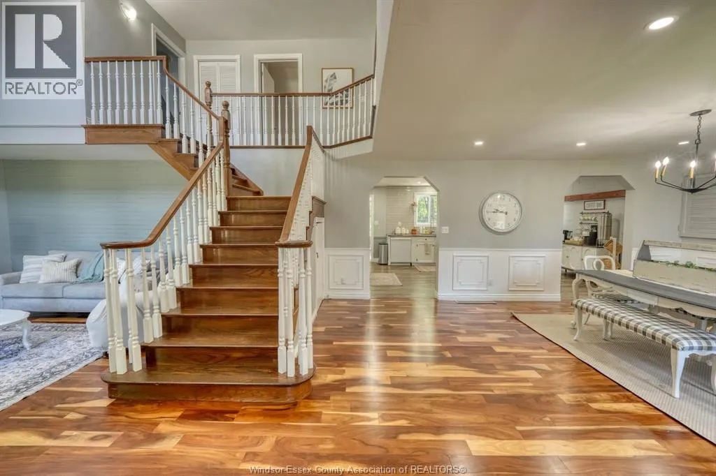 290 CLITHROW STREET