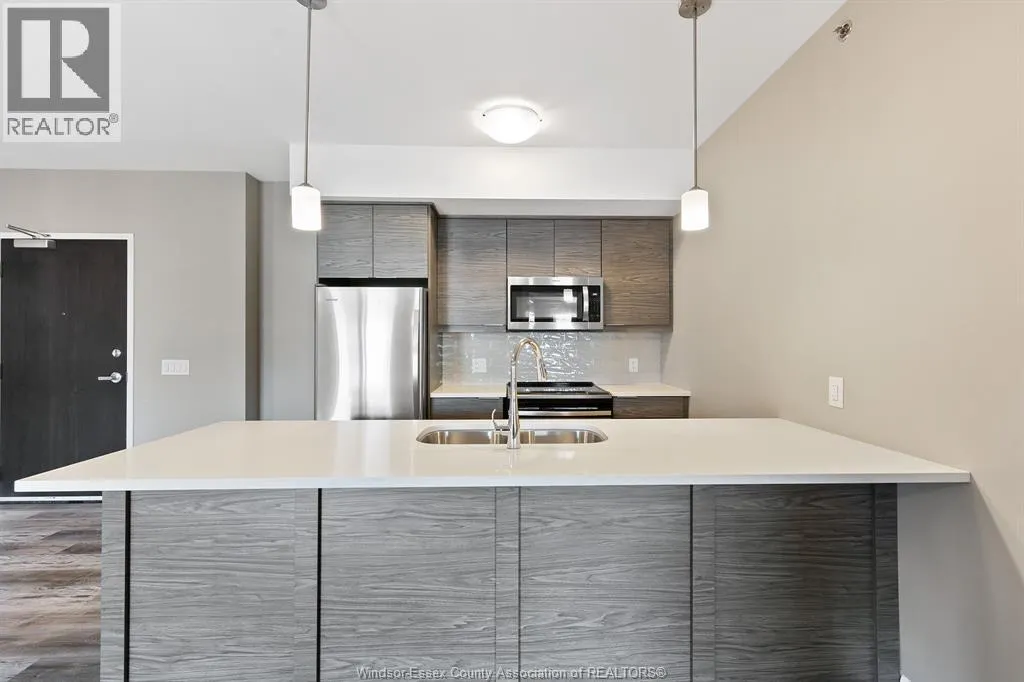 716 BROWNSTONE Unit# 208