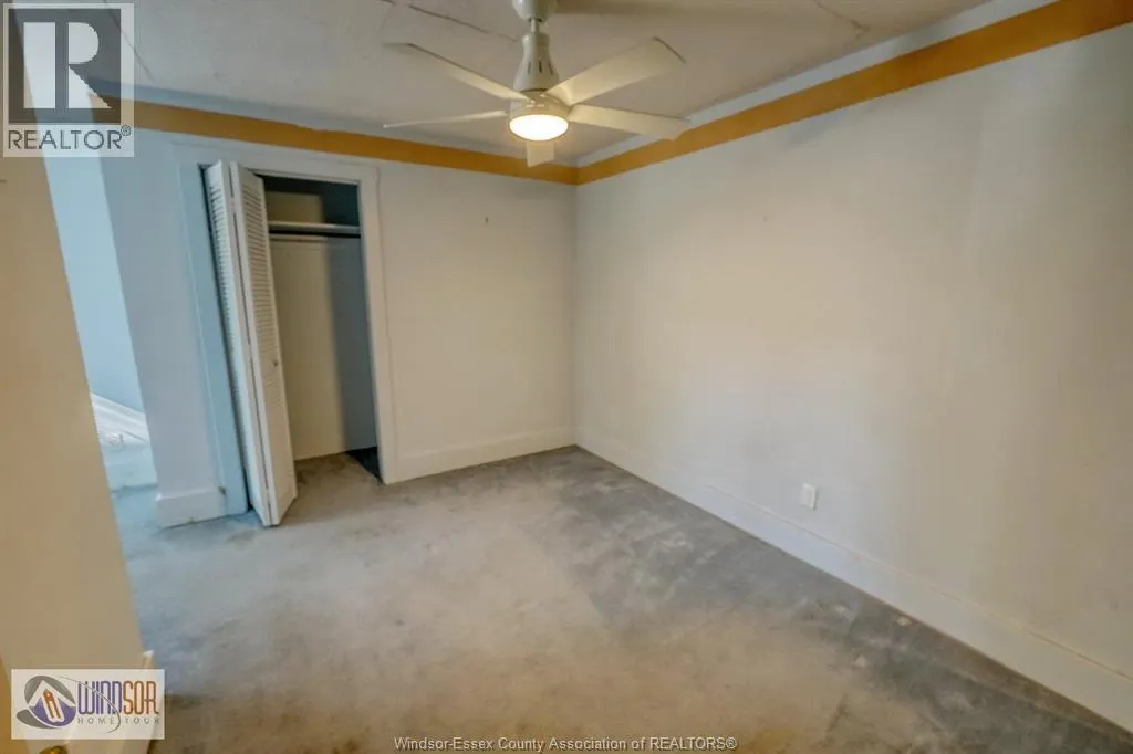 9906 RIVERSIDE DRIVE East