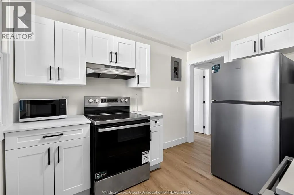 1620 UNIVERSITY AVENUE Unit# 1606