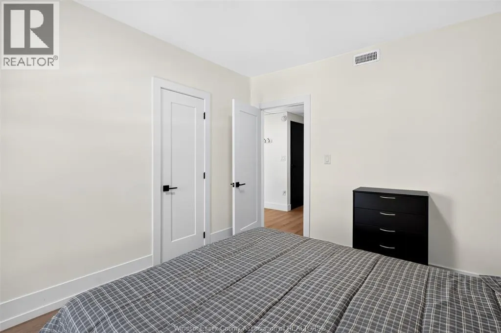 1620 UNIVERSITY AVENUE Unit# 1606
