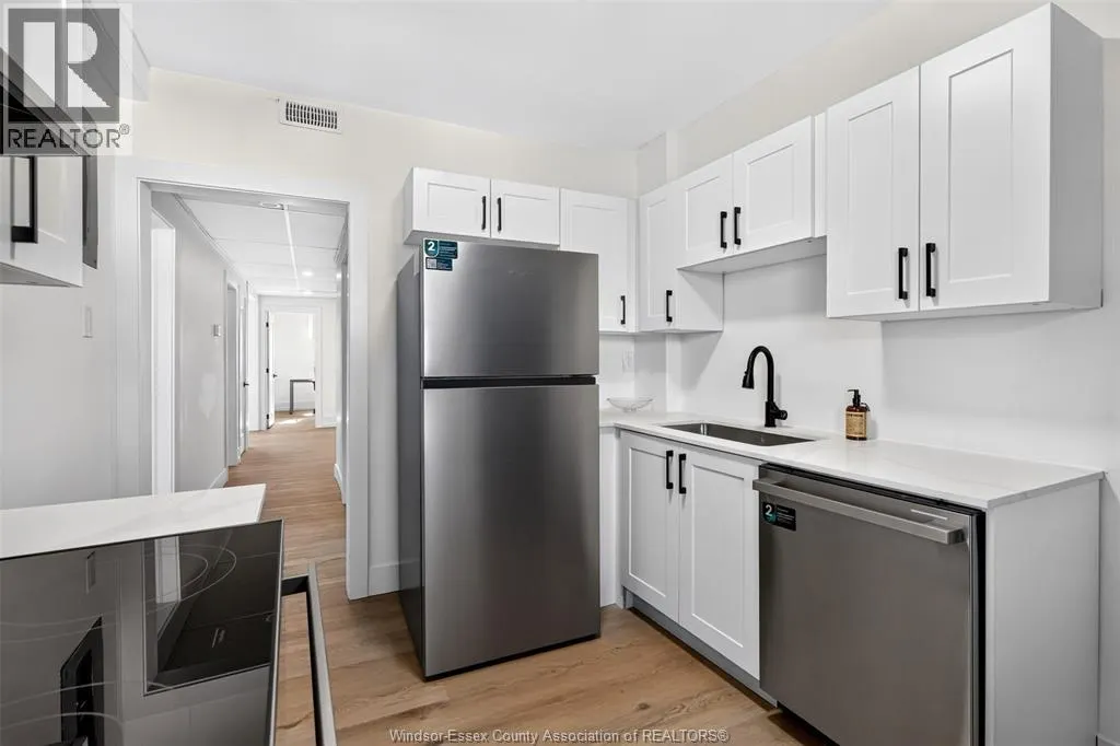 1620 UNIVERSITY AVENUE Unit# 1606