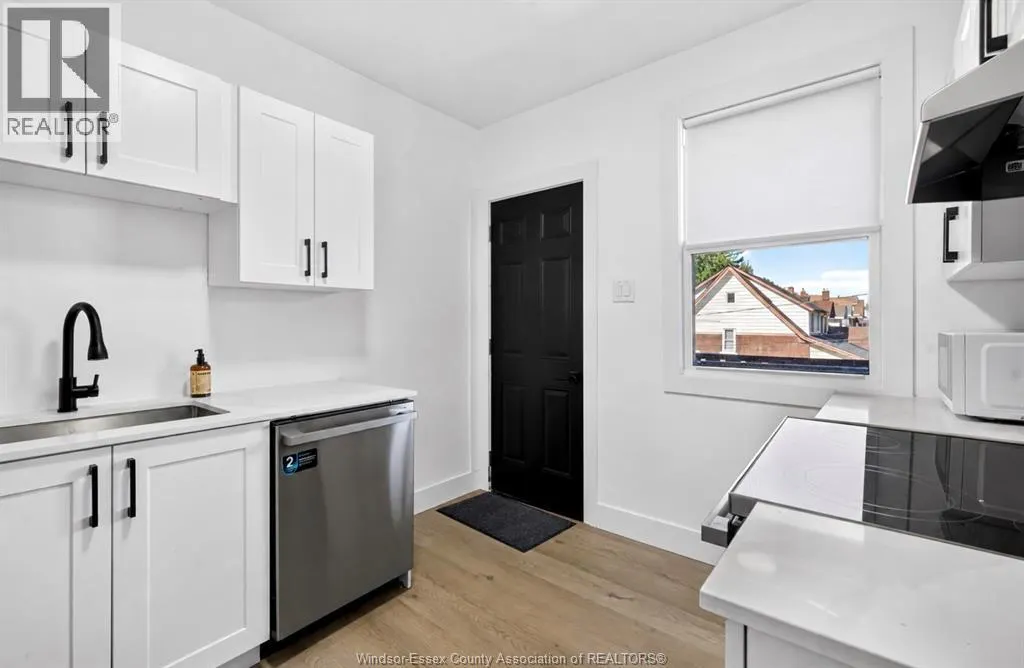 1620 UNIVERSITY AVENUE Unit# 1606