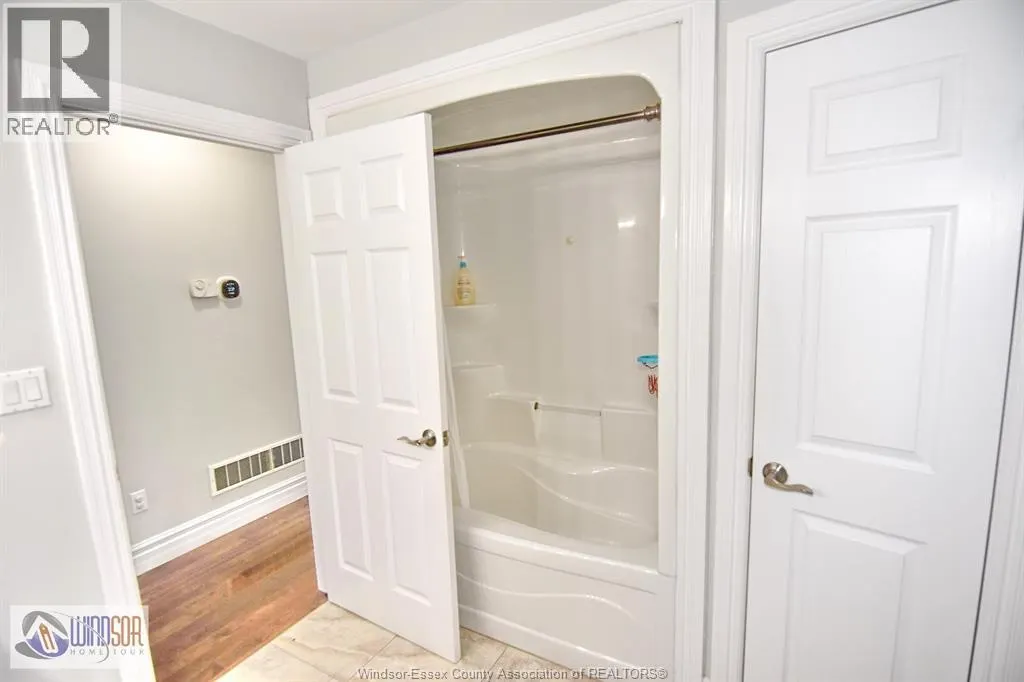 4759 PERIWINKLE CRESCENT Unit# UPPER UNIT A