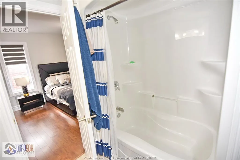 4759 PERIWINKLE CRESCENT Unit# UPPER UNIT A