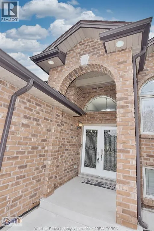 4759 PERIWINKLE CRESCENT Unit# UPPER UNIT A