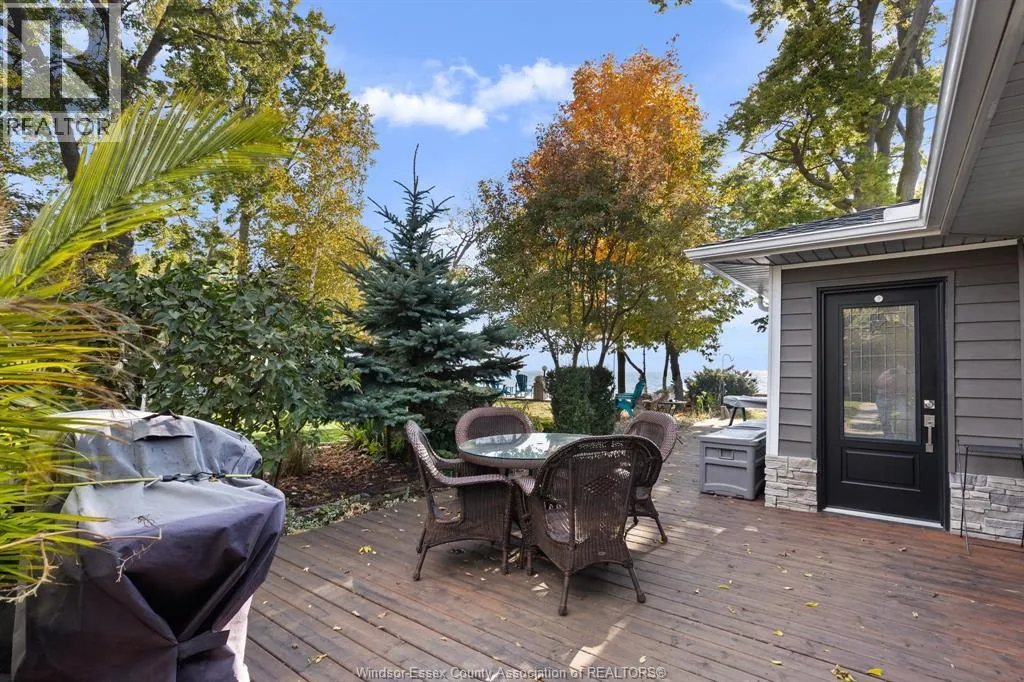 475 LAKECREST COURT