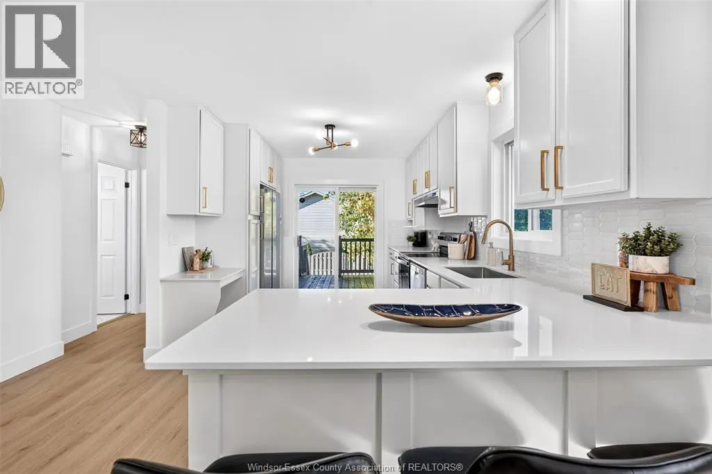 3720 Shinglecreek
