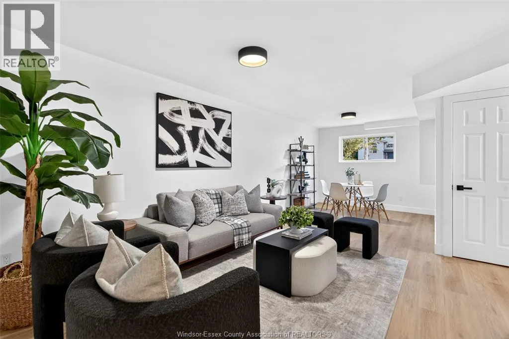 3720 Shinglecreek