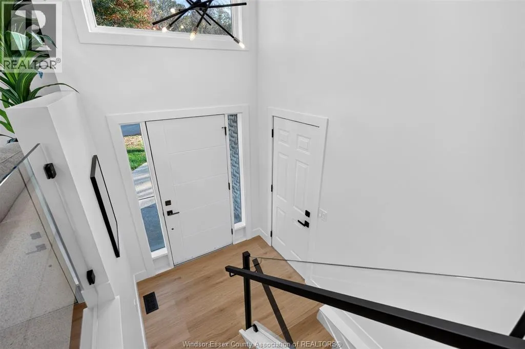 3720 Shinglecreek