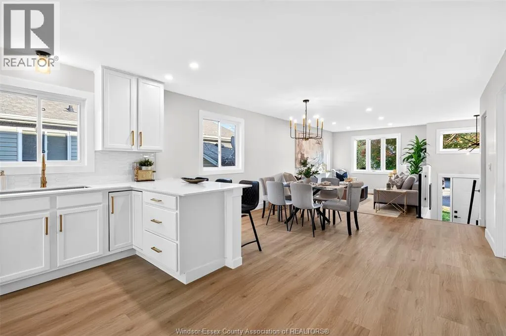 3720 Shinglecreek
