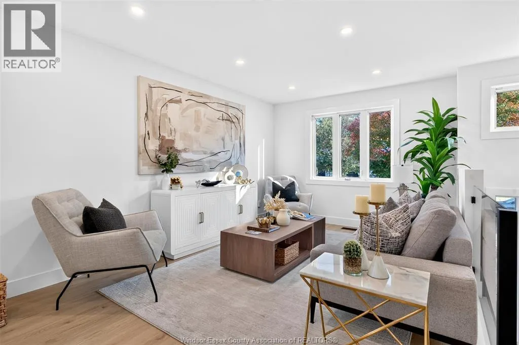 3720 Shinglecreek