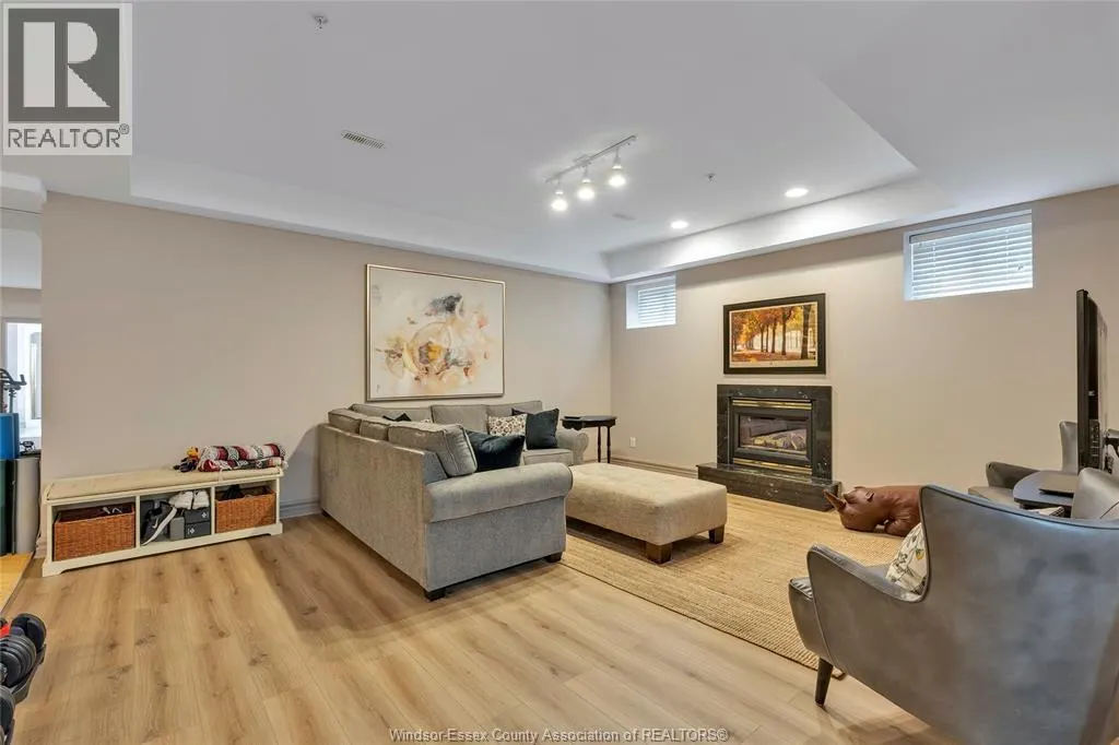 227 CRYSTAL BAY DRIVE