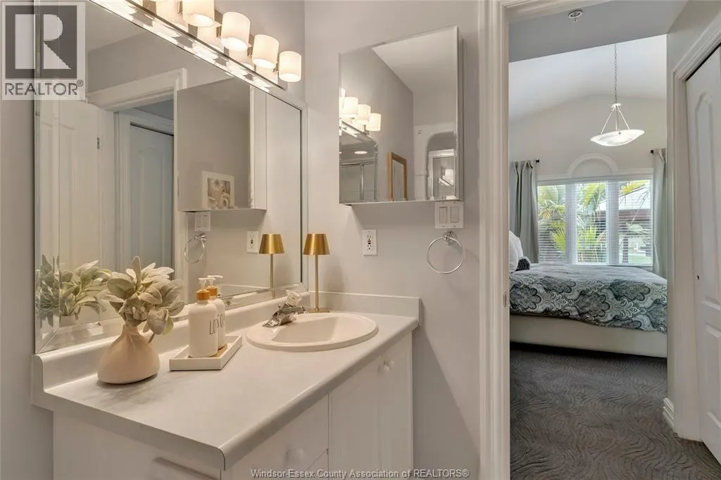 227 CRYSTAL BAY DRIVE