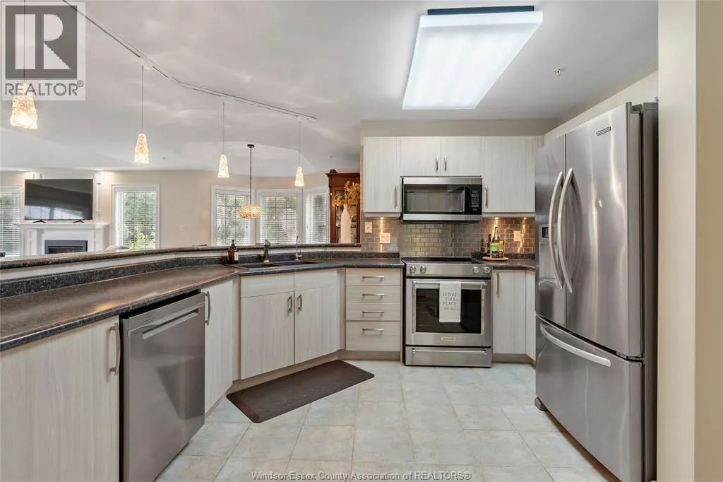 227 CRYSTAL BAY DRIVE
