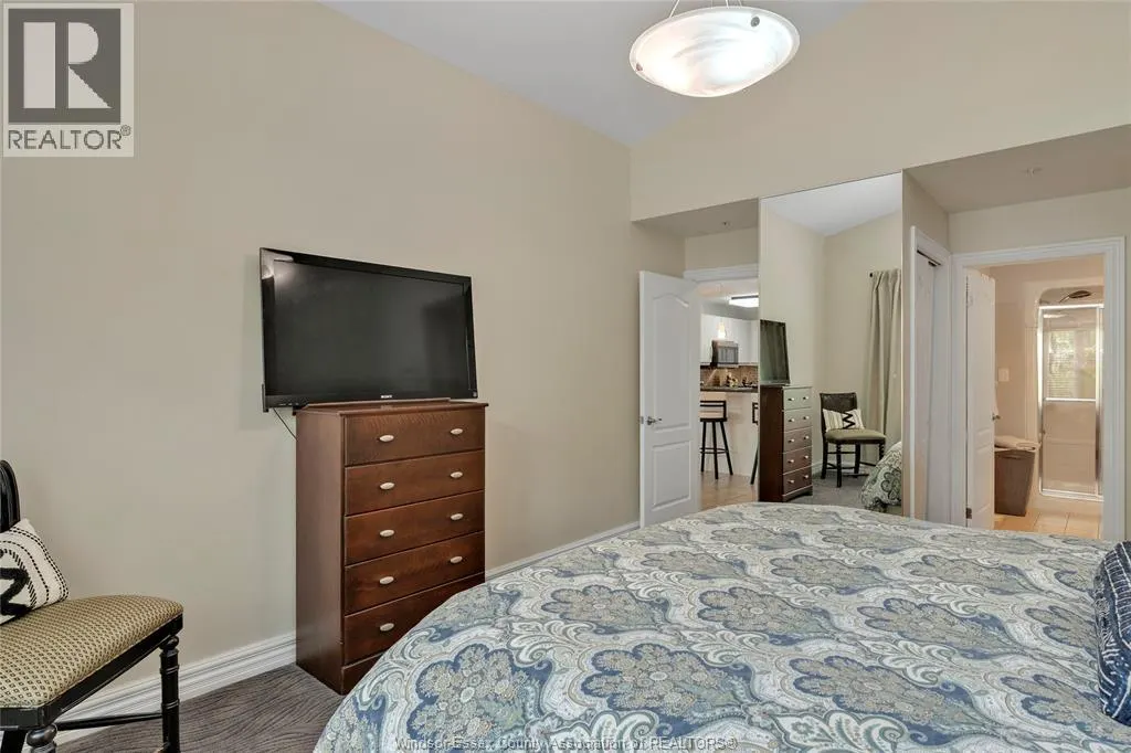 227 CRYSTAL BAY DRIVE
