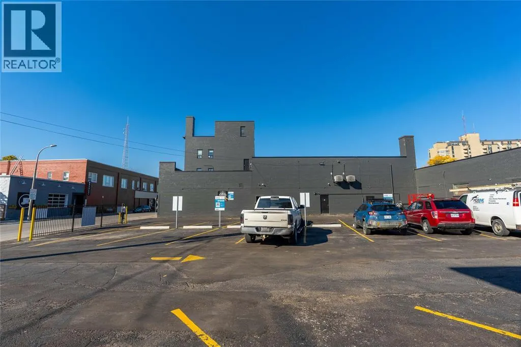 100 CHRISTINA STREET North Unit# A