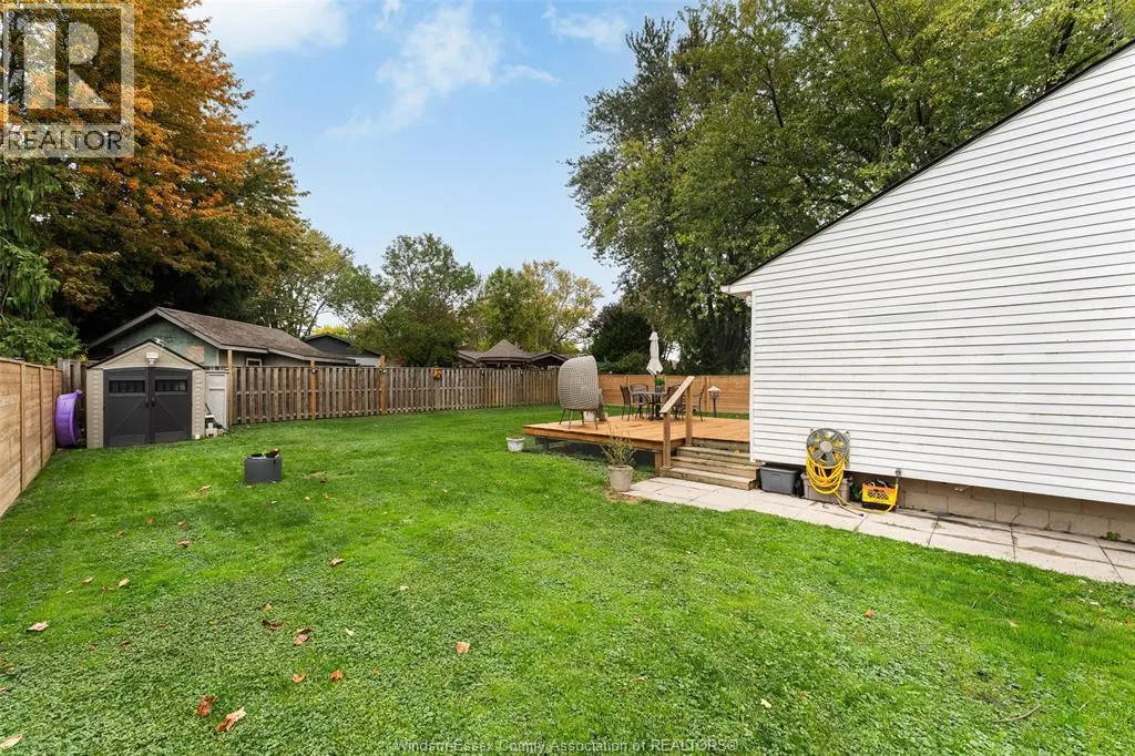 1056 SPRUCE AVENUE