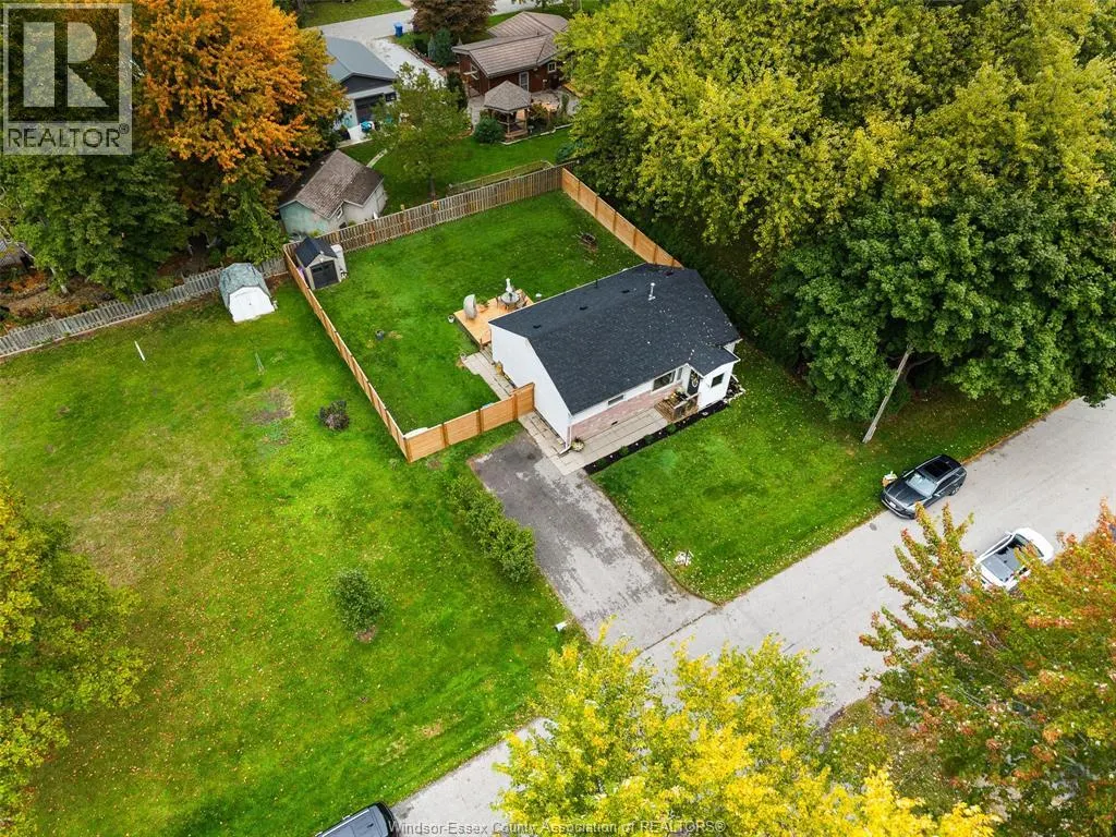 1056 SPRUCE AVENUE