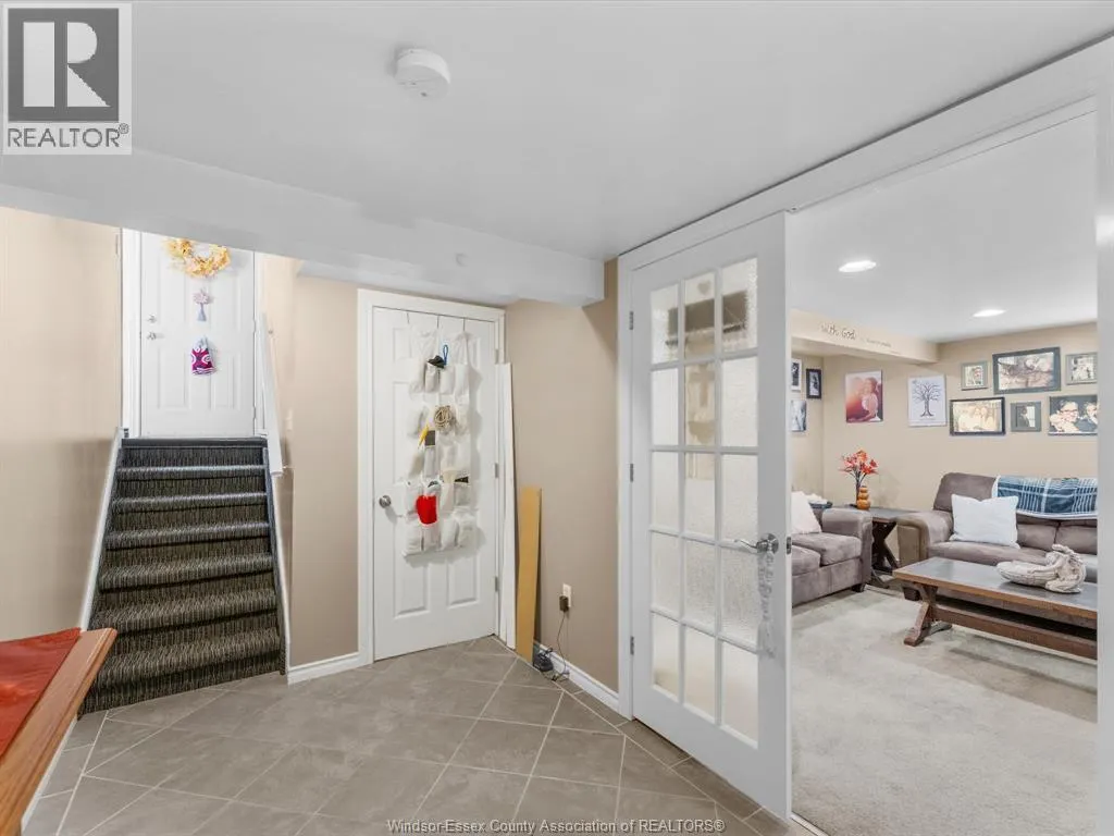 15 Ventnor AVENUE