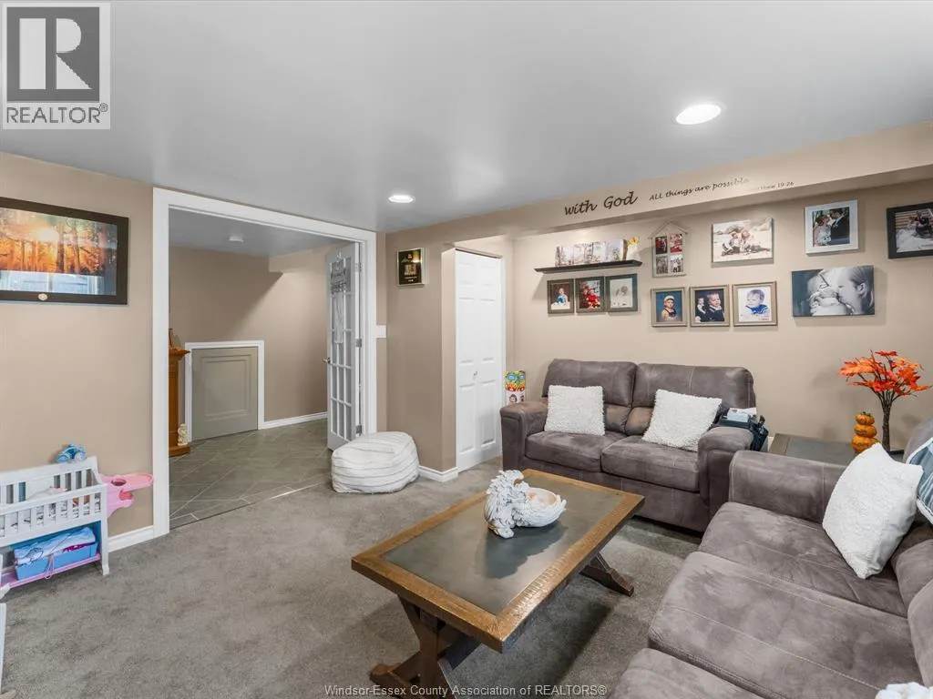15 Ventnor AVENUE