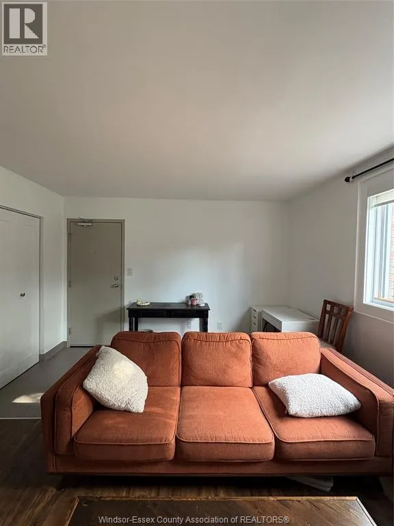 1092 GLADSTONE AVENUE Unit# 1