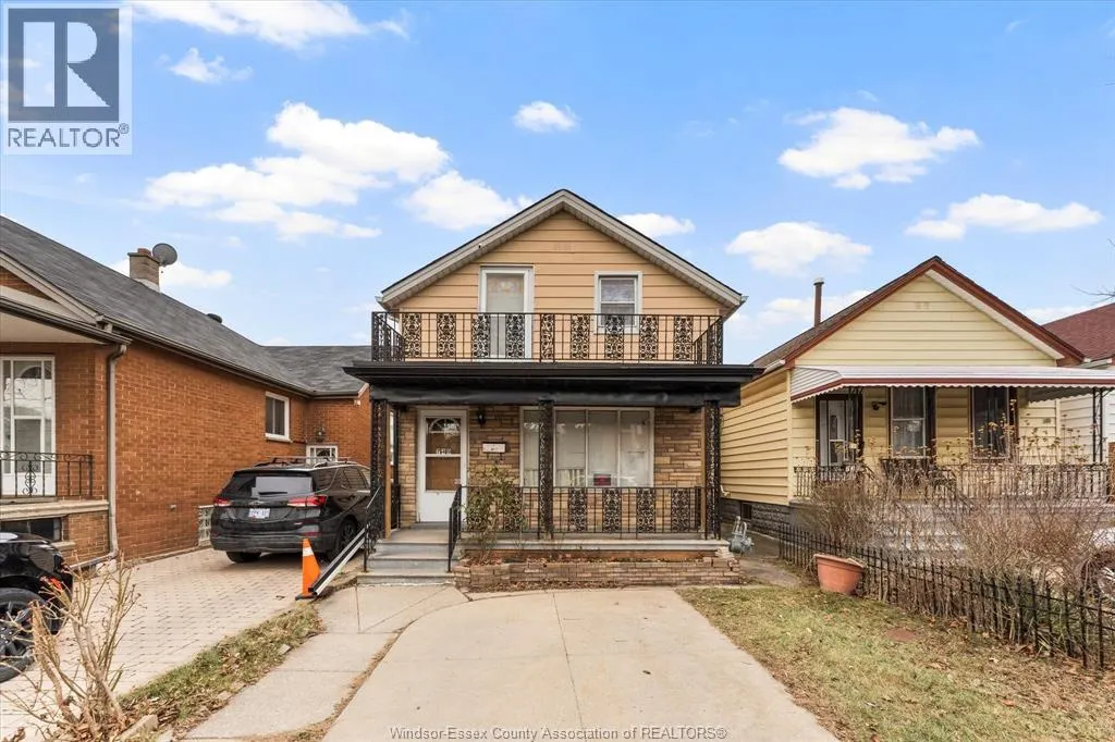 749 GLENGARRY AVENUE