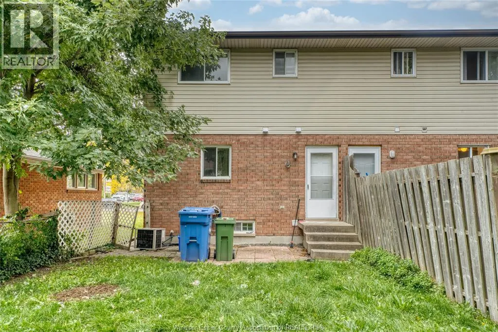 2666 LAUZON