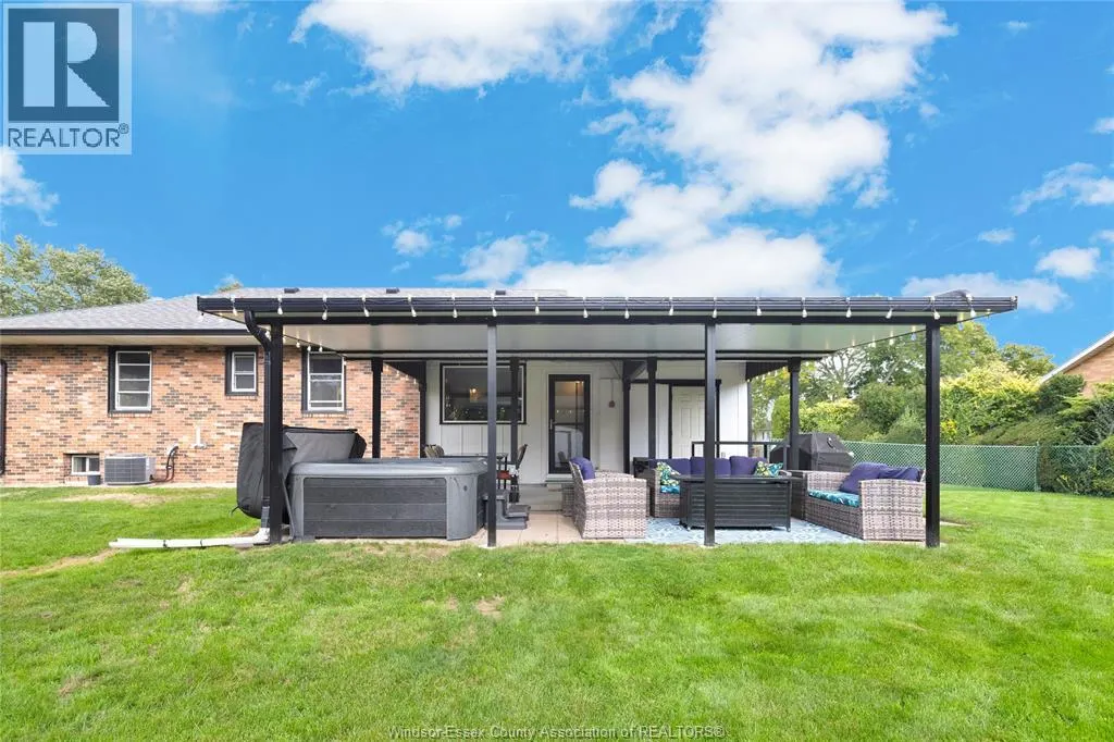 146 HURON