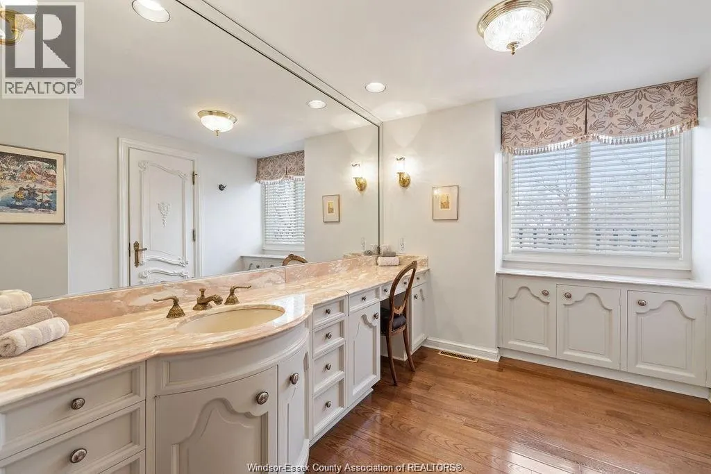 1255 TANGLEWOOD COURT