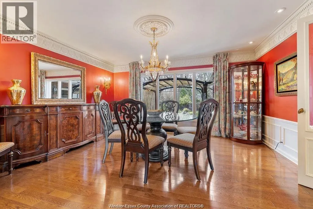 1255 TANGLEWOOD COURT