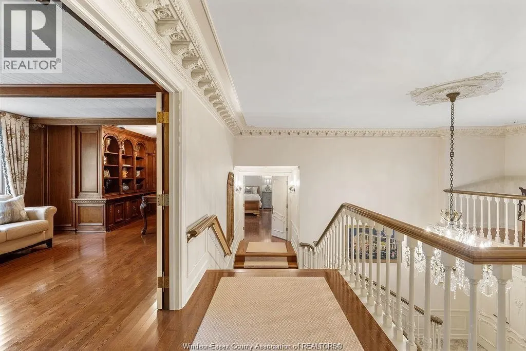 1255 TANGLEWOOD COURT