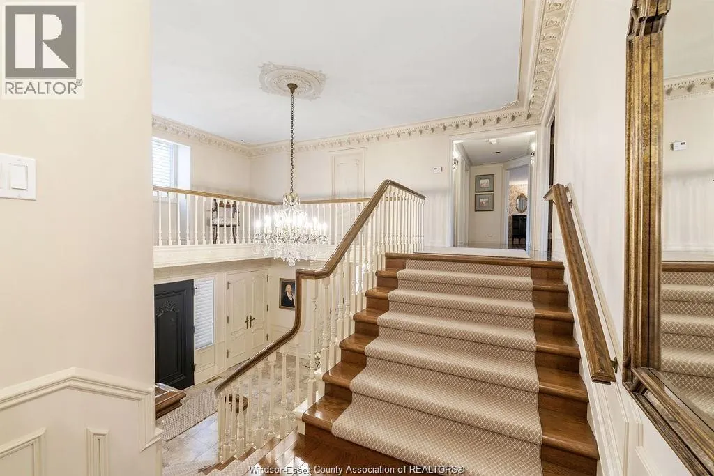 1255 TANGLEWOOD COURT