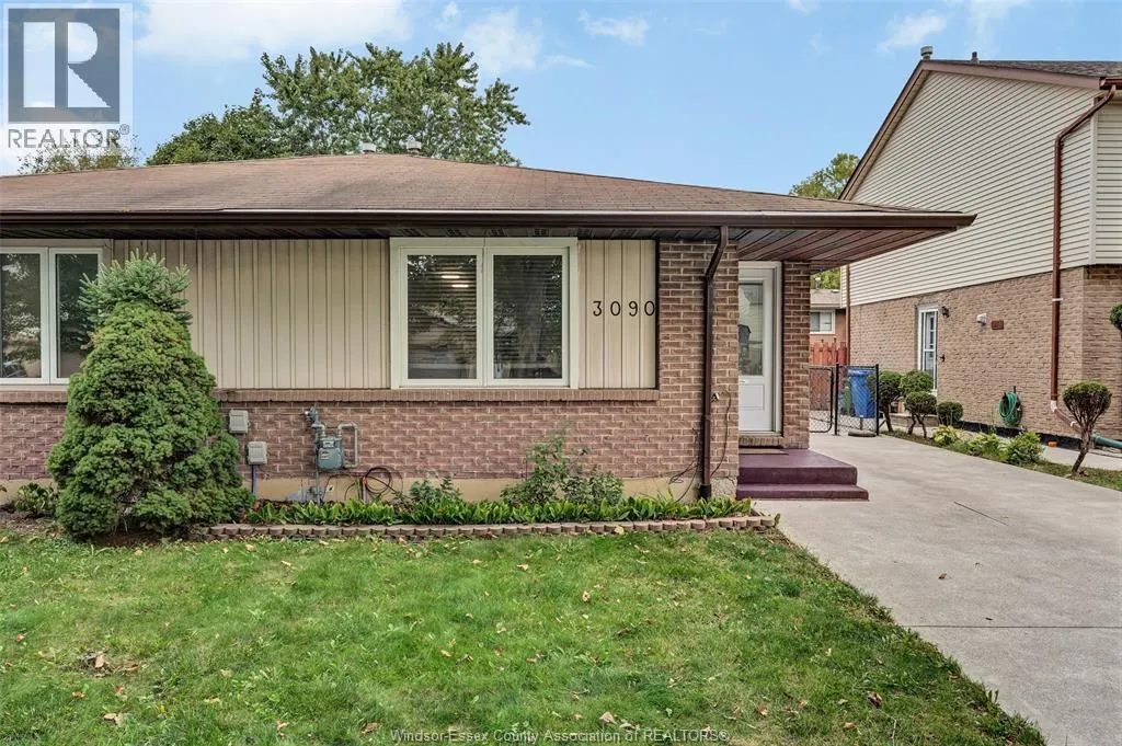 3090 FAIRLANE CRESCENT