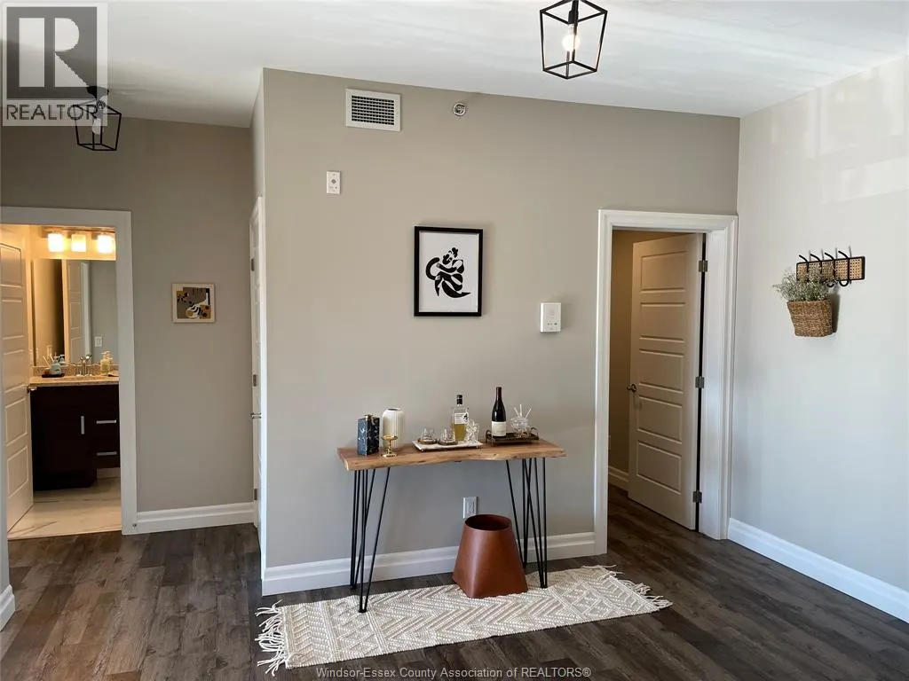 5840 NEWMAN Unit# 208