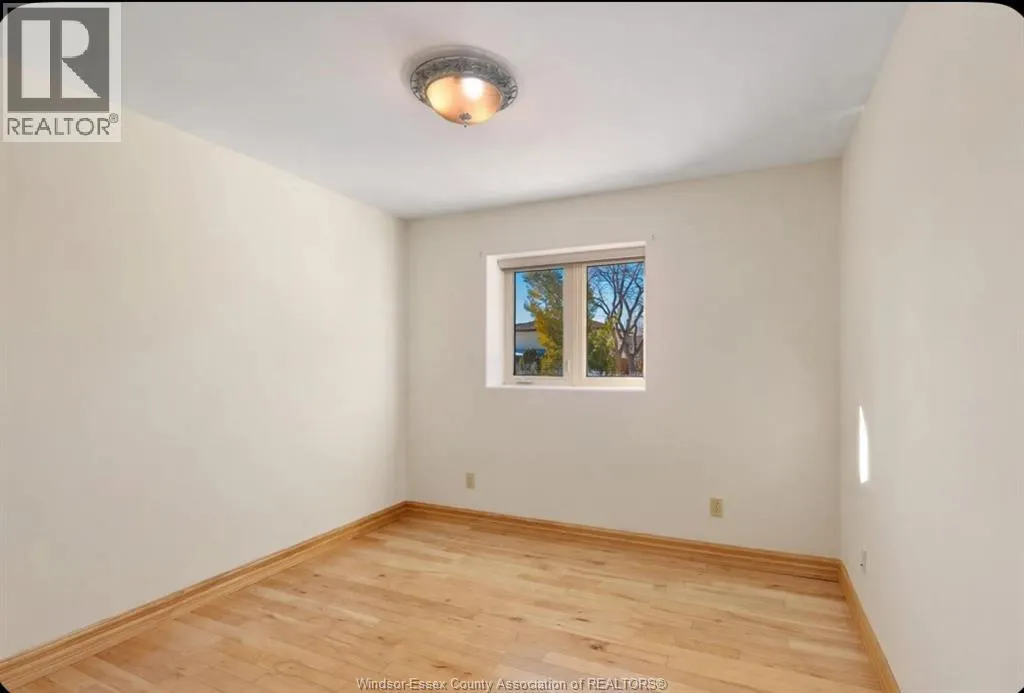 555 REVLAND DRIVE Unit# UPPER