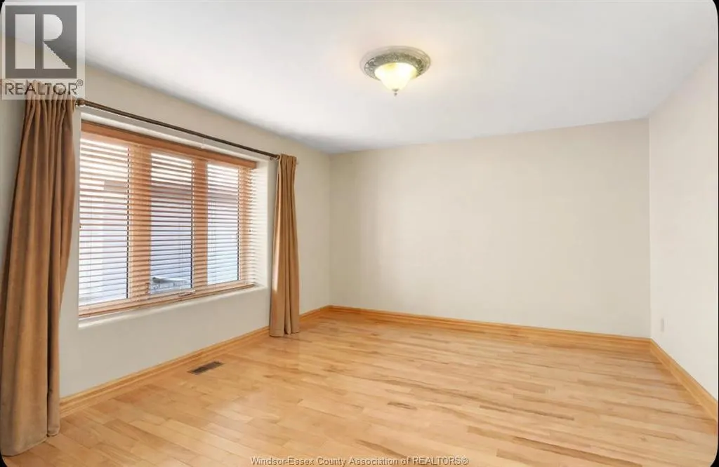 555 REVLAND DRIVE Unit# UPPER