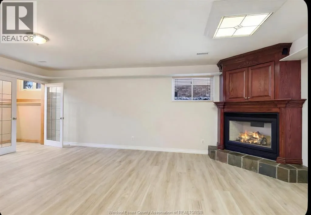 555 REVLAND DRIVE Unit# UPPER
