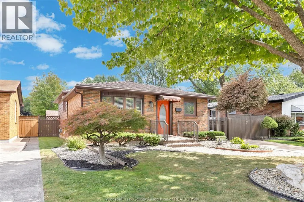 3981 WHITNEY