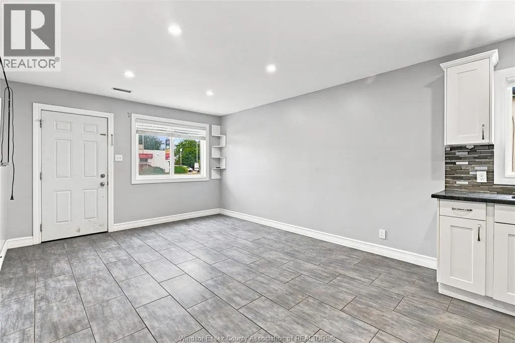 3453 WALKER ROAD